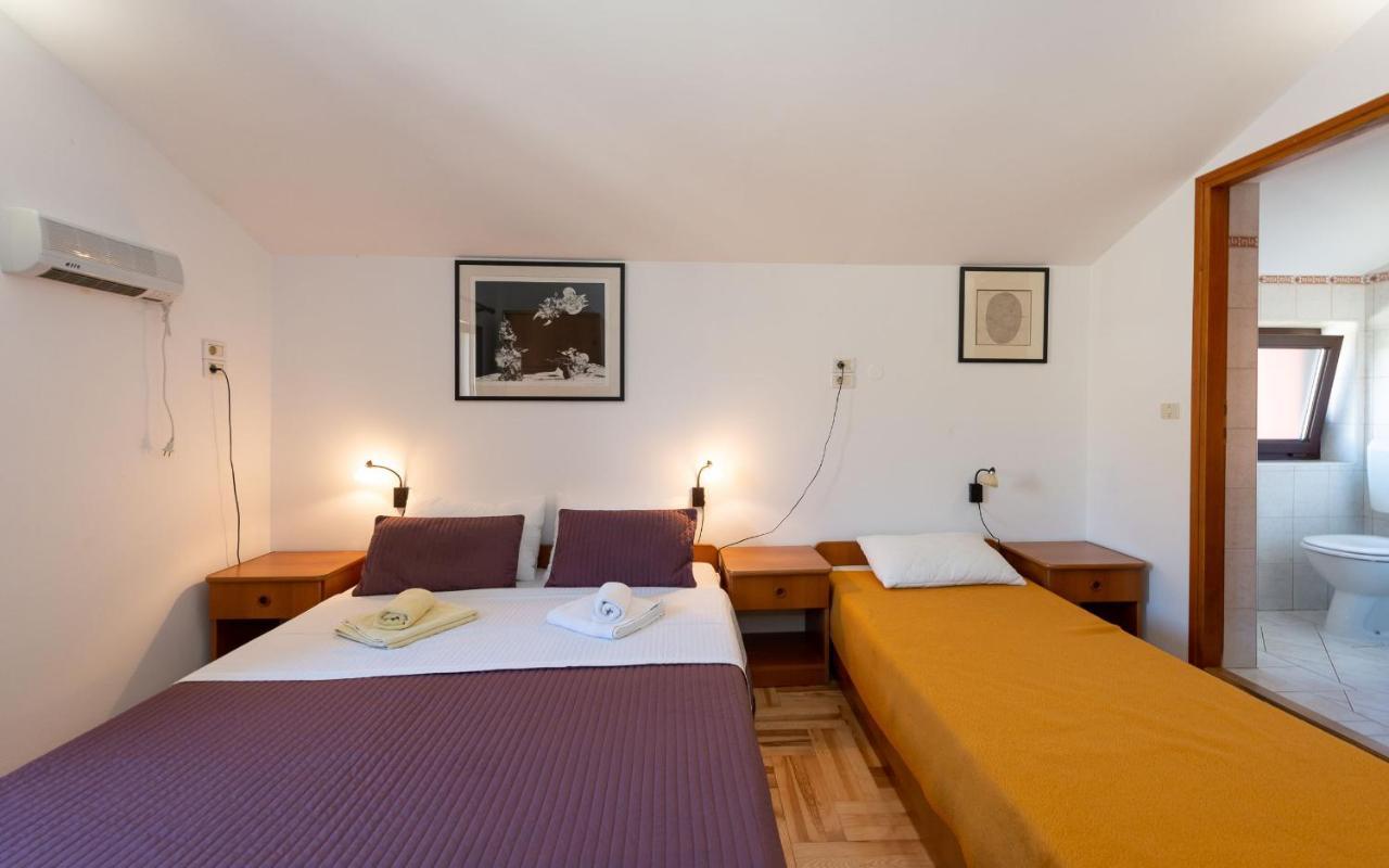 House Mitic Lägenhet Rovinj Exteriör bild