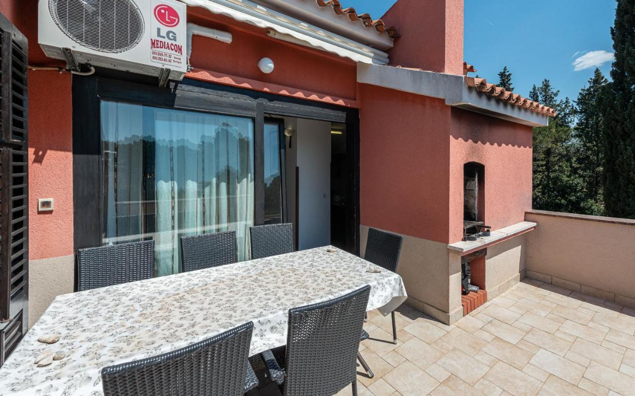 House Mitic Lägenhet Rovinj Exteriör bild