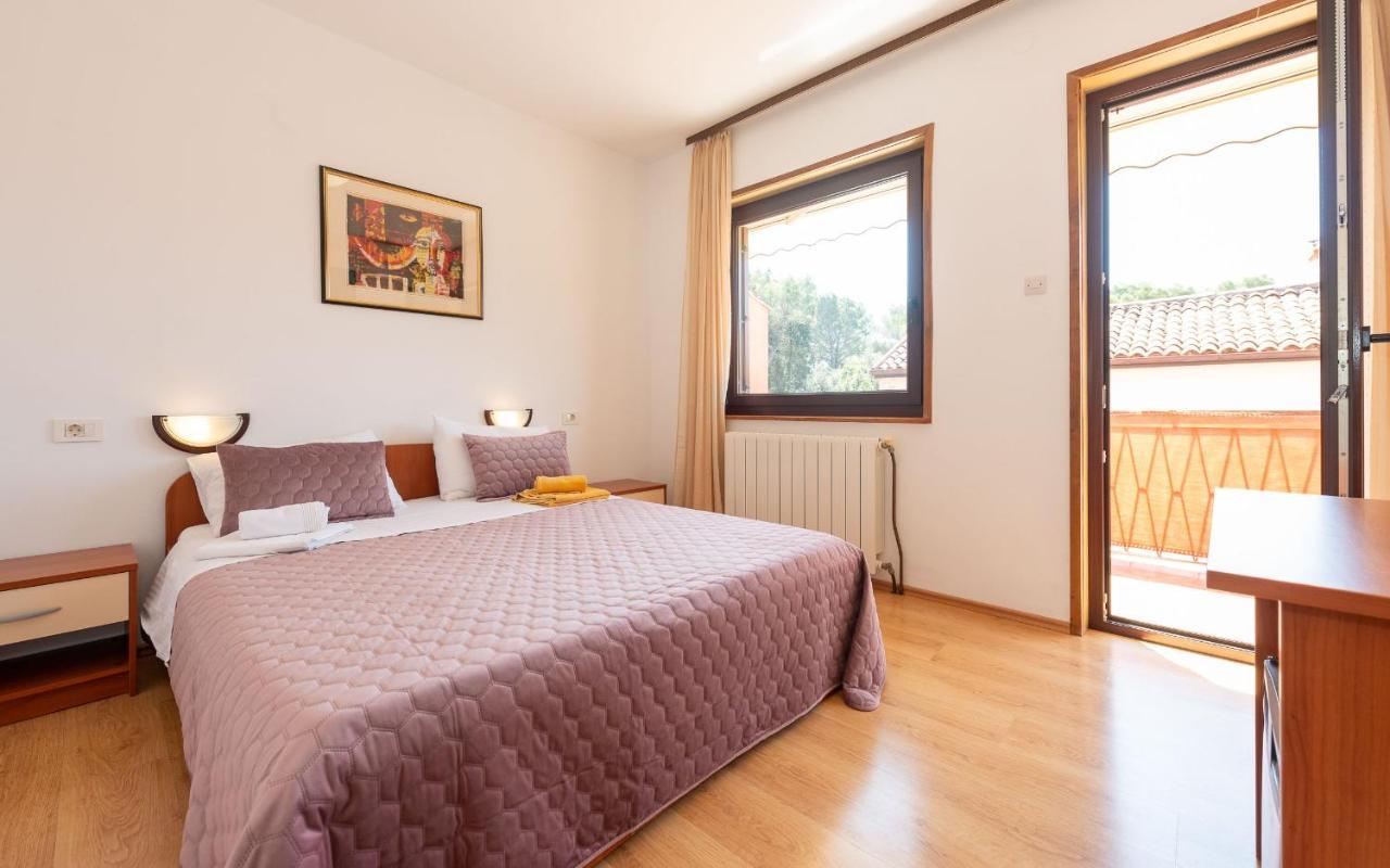 House Mitic Lägenhet Rovinj Exteriör bild